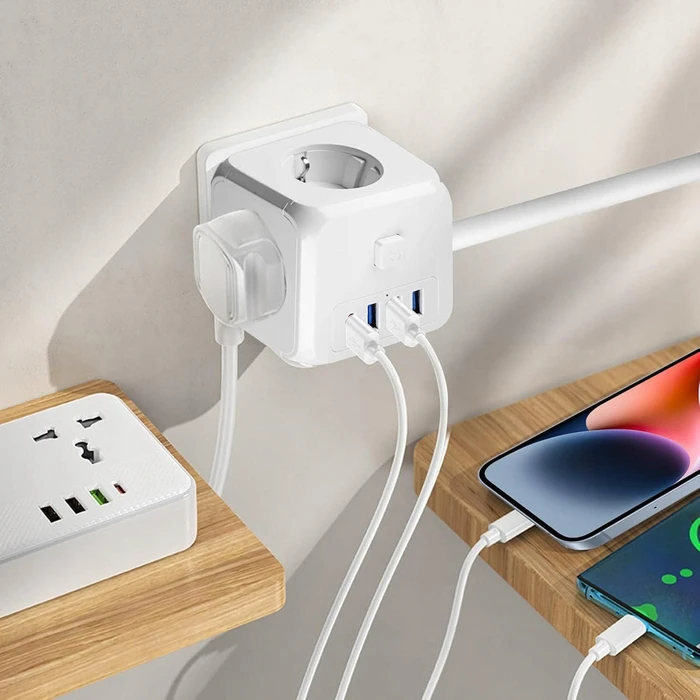Tiross Power Strip with USB-A and 1.5m Cable (M403)