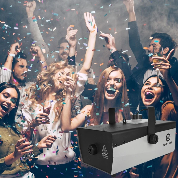 Light4me Μηχανή Καπνού 1500 W με Ασύρματο και Ενσύρματο Χειριστήριο, Δεξαμενή 2300 ml