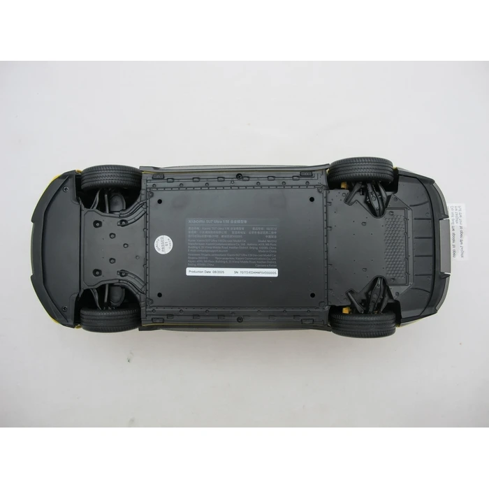 XIAOMI SU7 ULTRA 1:18 Die-Cast Model Car - Lightning Yellow (BHR08KQGL)