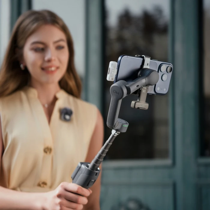 DJI Osmo Mobile 8P Creator Combo (Black) Smartphone Gimbal