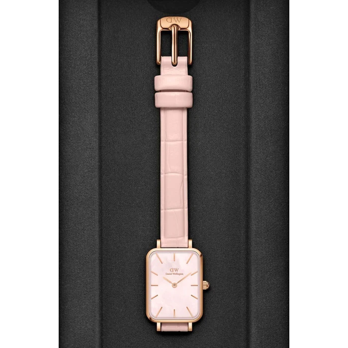 Daniel Wellington Quadro Pressed Melrose Pearl Women's Quartz Watch 20mm Pink Leather Strap DW00100508