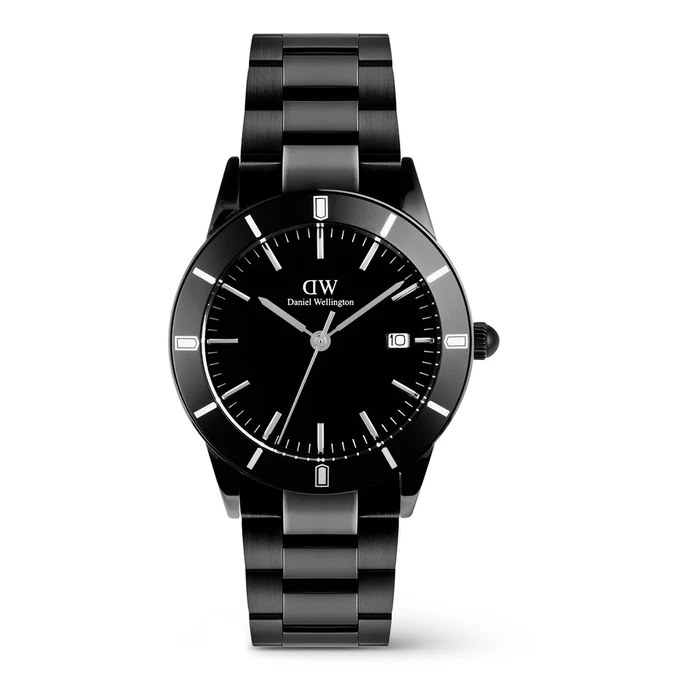 Daniel Wellington Ανδρικό Ρολόι 40mm Μπαταρίας με Μαύρο Μεταλλικό Μπρασελέ DW00600821