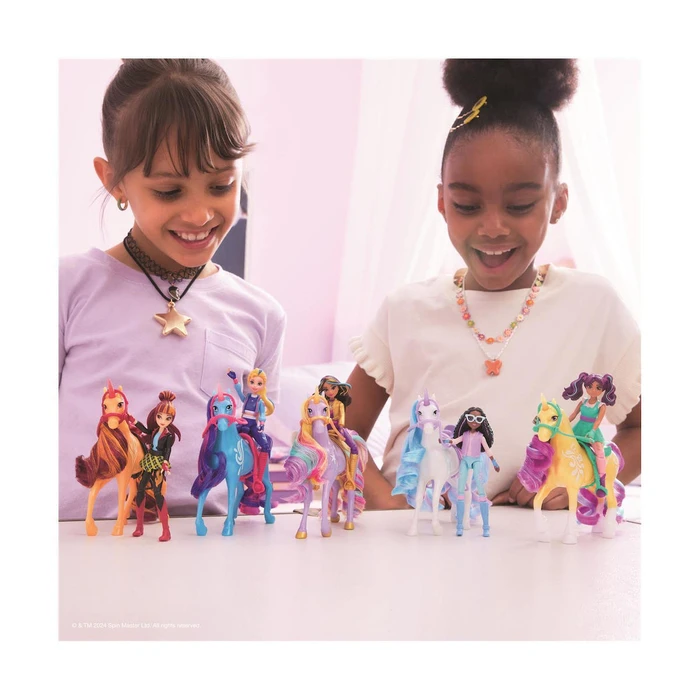 Unicorn Academy Spin Master Sophia and Wildstar Mini Doll