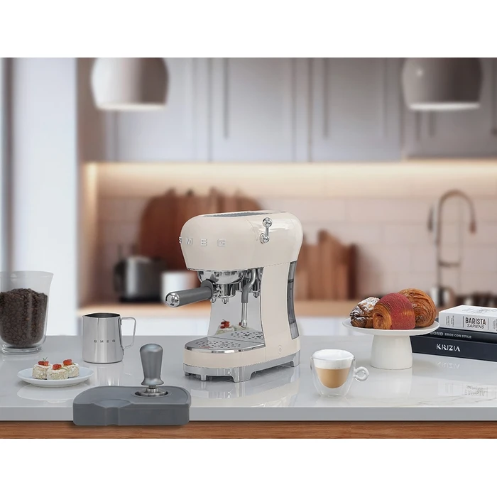 Smeg Μηχανή Espresso 50's Style Cream ECF02 (1350W, 15 bar)