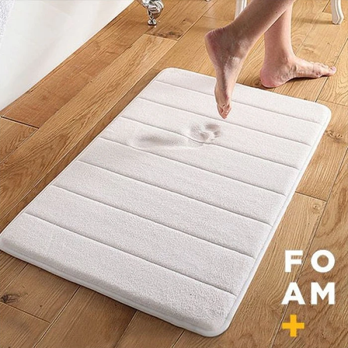 InnovaGoods Αντιολισθητικό Πατάκι Μπάνιου Memory Foam V0101048 Εκρού 40x60εκ.