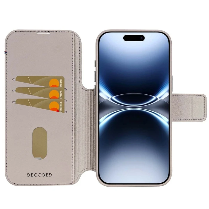 Decoded Detachable Wallet - δερμάτινη αποσπώμενη θήκη πορτοφόλι για iPhone 17 Pro (solid clay)