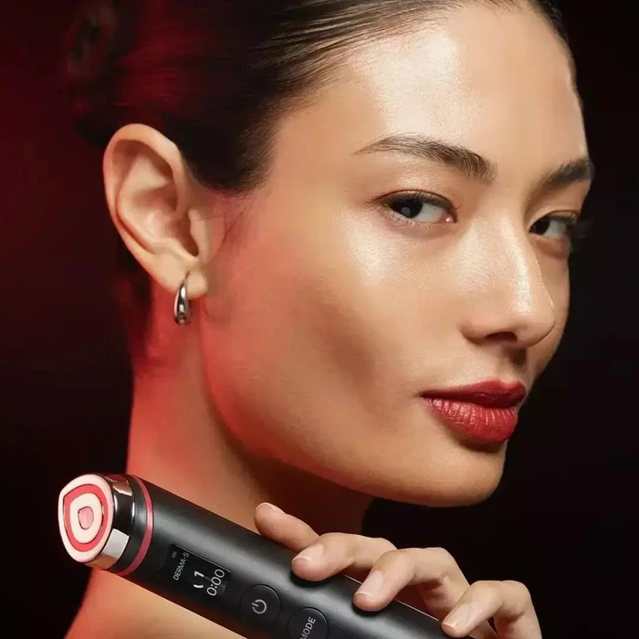 Medicube Age-R Booster Pro Συσκευή Φωτοθεραπείας Προσώπου