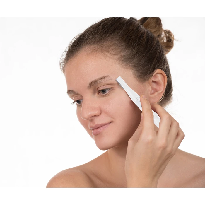 Trimmer Adler EYEBROWN White