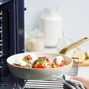 GreenPan Evolution Aluminum Frying Pan 30 cm (PFOA-free Non-stick)
