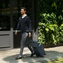 UNIQ Stockholm laptop Sleeve 16 inch abyss blue