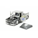 Jada Toys Vehicle With Figure Street Fighter 1956 Ford Pickup 1/24