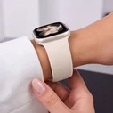 Tech-Protect Silicone Apple Watch 8 / 9 / 10 / 11 / 12 / SE / Ultra 44/45/46/49 mm Starlight
