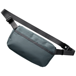 UNIQ Denver 5L Crossbody Bag blue