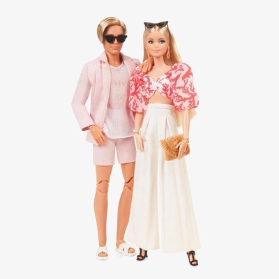 Product Mattel Barbie: Signature Barbiestyle Doll 2-Pack with Barbie and Ken Dolls Dressed in Resort-Wear Fashions and Swimsuits (HJW88) EN,FR,DE,IT,NL,ES,PT,SE,FI,DK,NO,PL,CZ,SL,HU,RU,GR,TR,AR Pack / Carton Box base image
