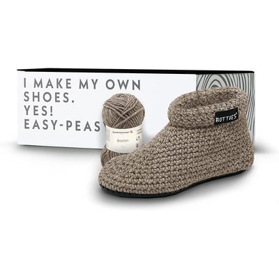 Product Είδη Χειροτεχνίας mez crafts DIY crochet shoe set size 40-41 (EU) beige base image
