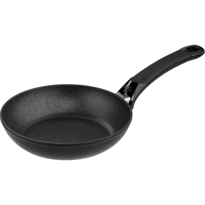 Product Τηγάνι Fissler Adamant Classic 20cm base image