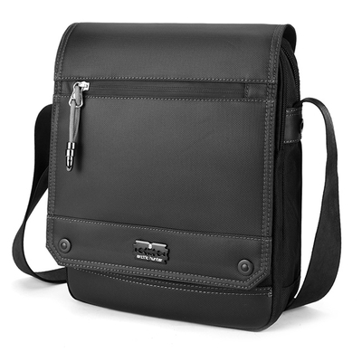 Product Τσάντα Laptop Arctic Hunter ώμου K00092-BK, αδιάβροχη, μαύρη base image