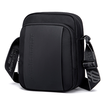 Product Τσάντα Ώμου Arctic Hunter K00542 Με Θήκη Tablet 9.7" 4l Μαύρη base image