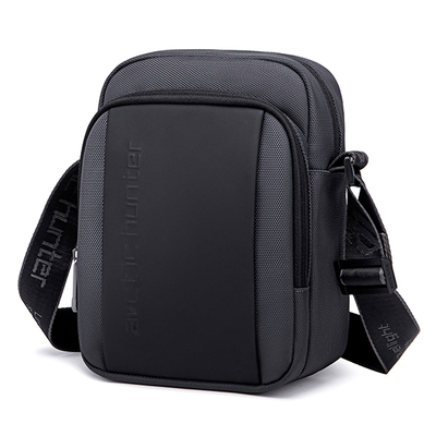 Product Τσάντα Ώμου Arctic Hunter K00542 Με Θήκη Tablet 9.7" 4l Γκρι base image