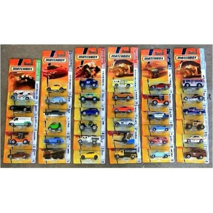 Mattel Matchbox Cars (Random) (C0859) EN, BG, FR, TR, PL, GR, CZ, HU, RU, RO, SL, AR, PACK / CARTON BLISTER PACK