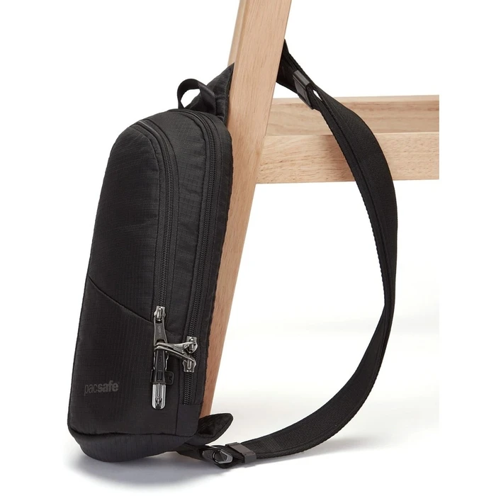 Τσάντα Στήθους Pacsafe Vibe 150 Sling Pack Black k