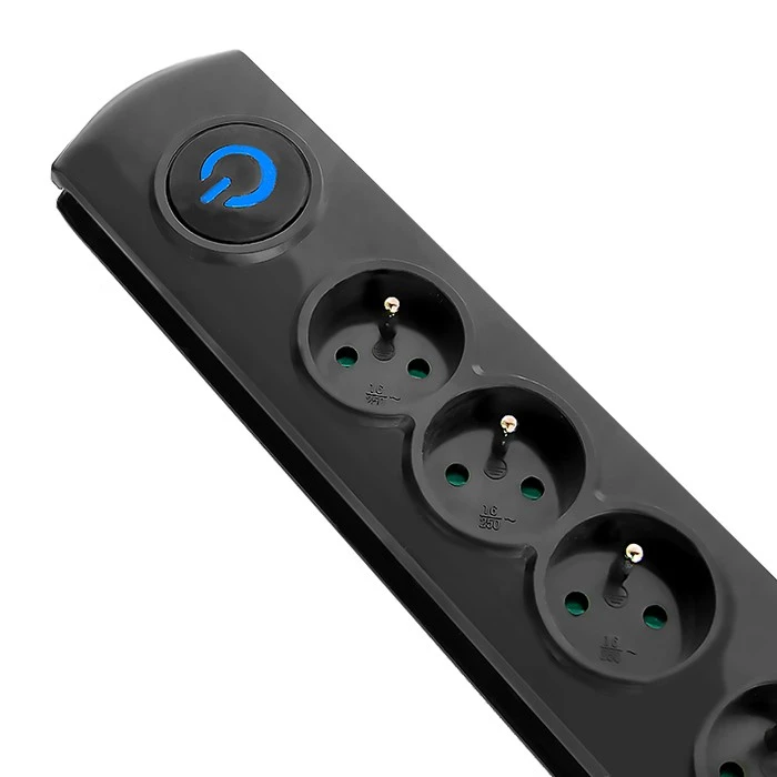 Πολύπριζο Ασφαλείας Qoltec 50104 4 AC outlet(s) 230 V 1.5 m Black