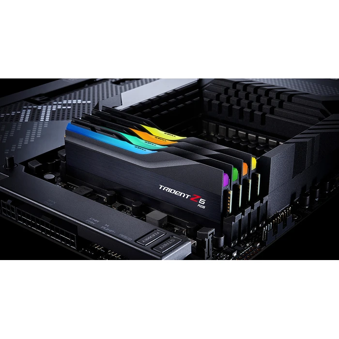 Μνήμη RAM Σταθερού DDR5 32GB G.Skill Trident Z5 RGB 2 x 16GB 6400 MHz