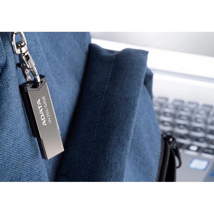 USB Flash 32GB Adata UV250 Type-A 2.0 Silver
