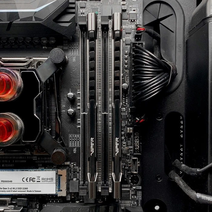 Μνήμη RAM Σταθερού DDR4 8GB Viper Steel PVS48G360C8 1 x 8GB 3600 MHz