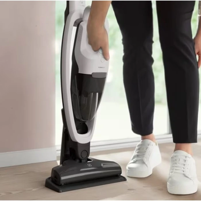 Σκούπα Stick Electrolux ES31CB18SH broom Battery Dry Bagless 0.3 L White