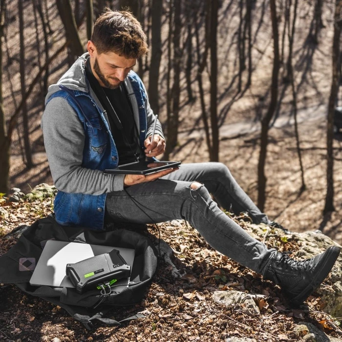 Φορτιστής Μπαταρίας Αυτοκινήτου Green Cell CJSGC01 (LiPo) 16000 mAh Black