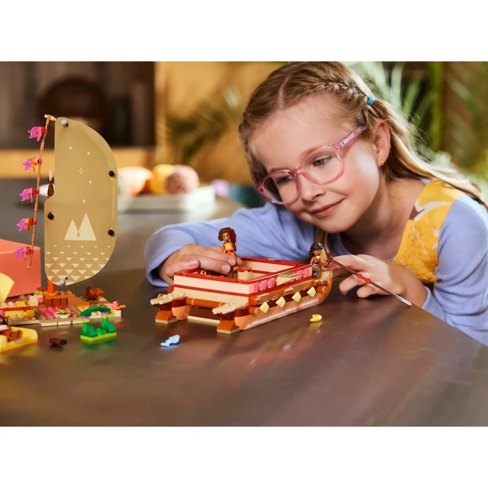 LEGO Disney 43270 Moana'S Adventure Canoe