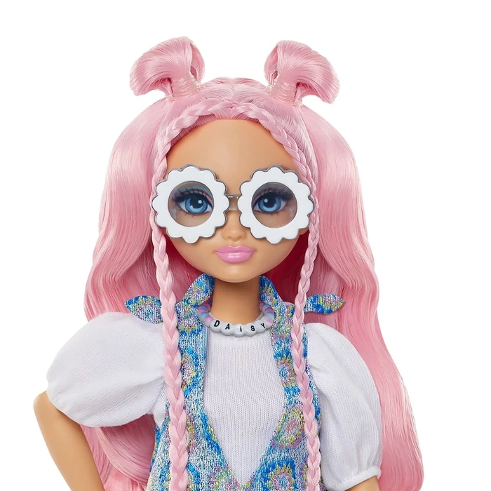 Κούκλα Barbie Dream Besties Daisy Jean Fashion Doll with 9 DJ & Music Themed
