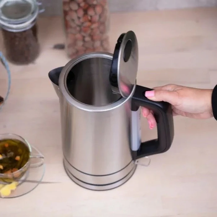 Βραστήρας MPM MCZ-121M 1.7L 2200W Steel