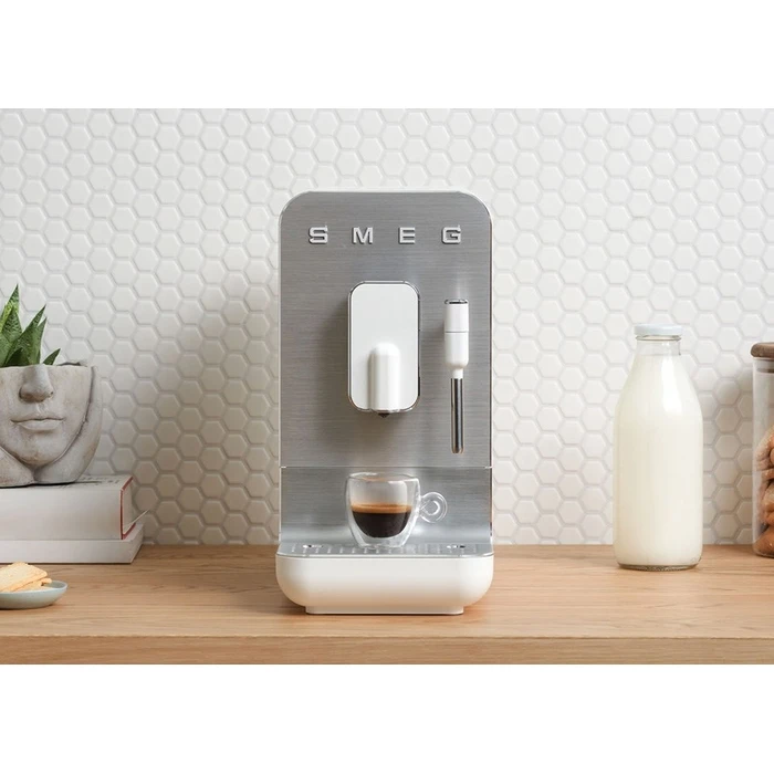 Μηχανή Espresso Smeg Collection Espresso BCC12WHMEU White