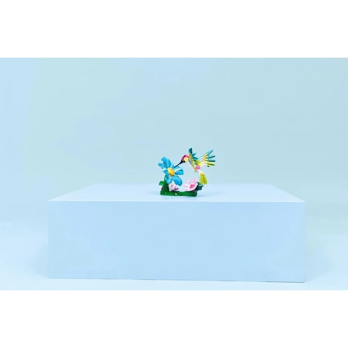 Lego CREATOR 3 IN 1 31384 Wild Animals: Colorful Hummingbird