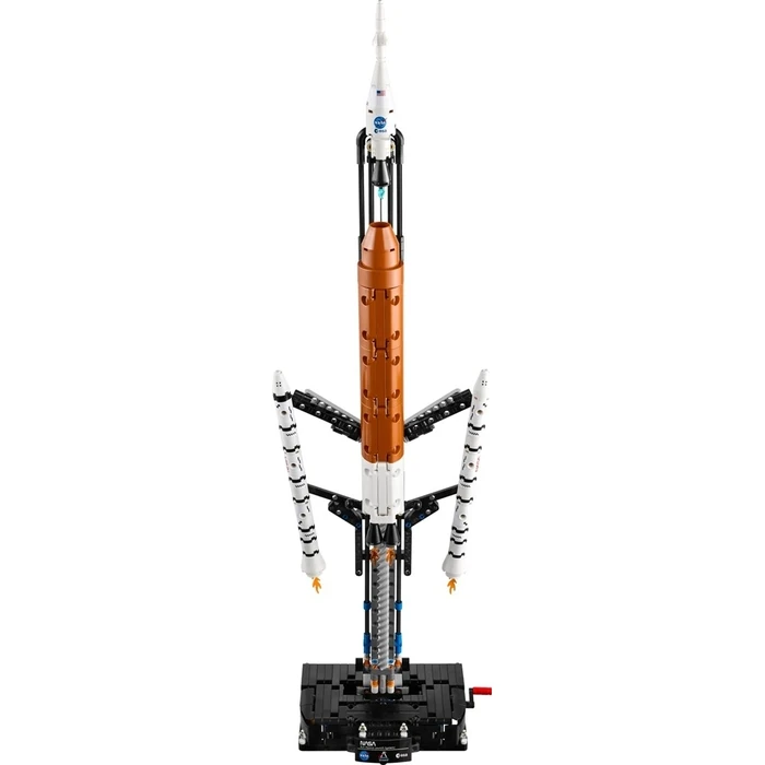 Lego TECHNIC 42221 NASA Artemis Space Launch System Rocket