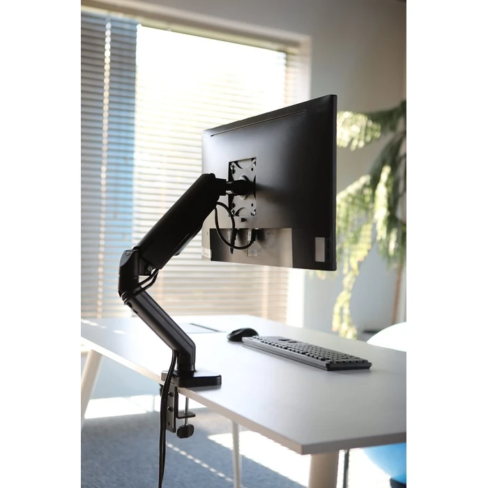 Βάση Monitor Savio UM-01 Desk Mount for 17" – 32", 2 – 9 kg