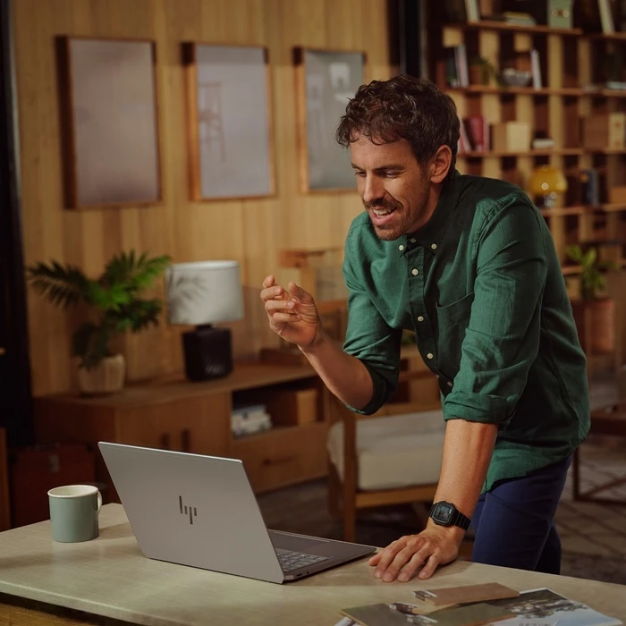 HP OmniBook Ultra AI PC 14‑fd0003nn — HP φορητός υπολογιστής 14" 2.2K Touch, Ryzen AI 9 365, 16GB LPDDR5x, 1TB SSD, Windows 11 (International English Keyboard)