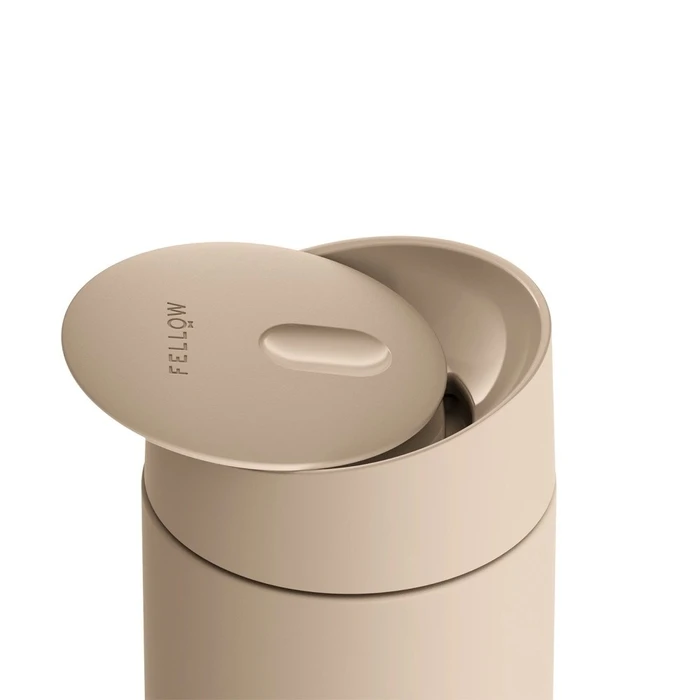 Fellow Carter Slide Mug Θερμός ταξιδιού 355 ml - Sand