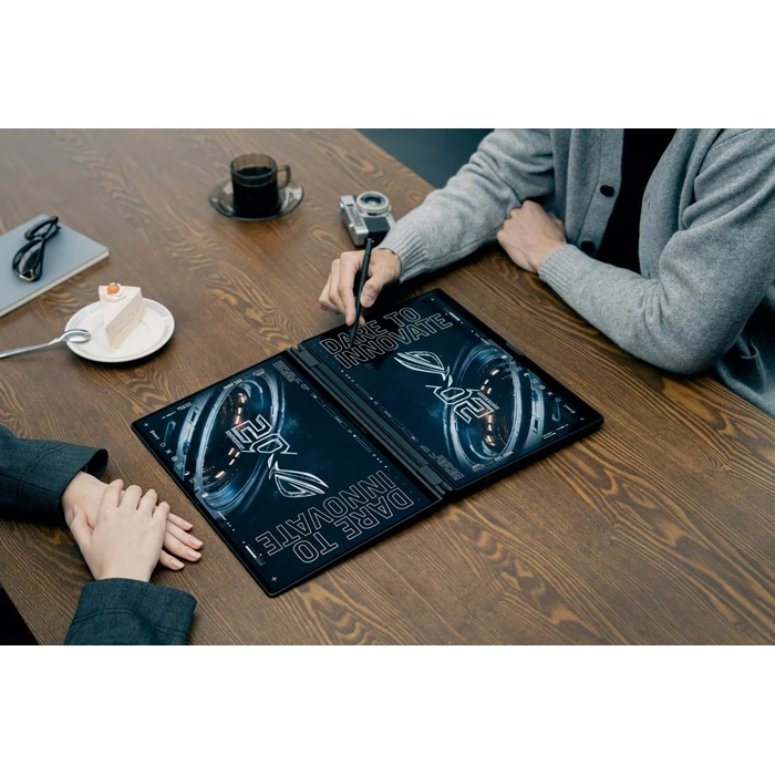 ASUS ROG Zephyrus Duo 16 GX651AX-U9322X / Intel Core Ultra 9 386H / 2x16.0" 3K OLED Touch 120Hz / NVIDIA GeForce RTX 5090 24GB / 32GB LPDDR5X / 2TB PCIe 5.0 SSD / Windows 11 Pro / Stellar Grey