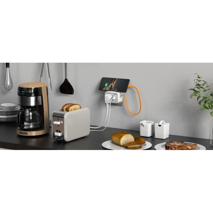 Πρίζα Tessan 3 IN 1 WALL SOCKET 1xSCHUKO, 1xUSB, 1xTYPE-C CABLE 15CM