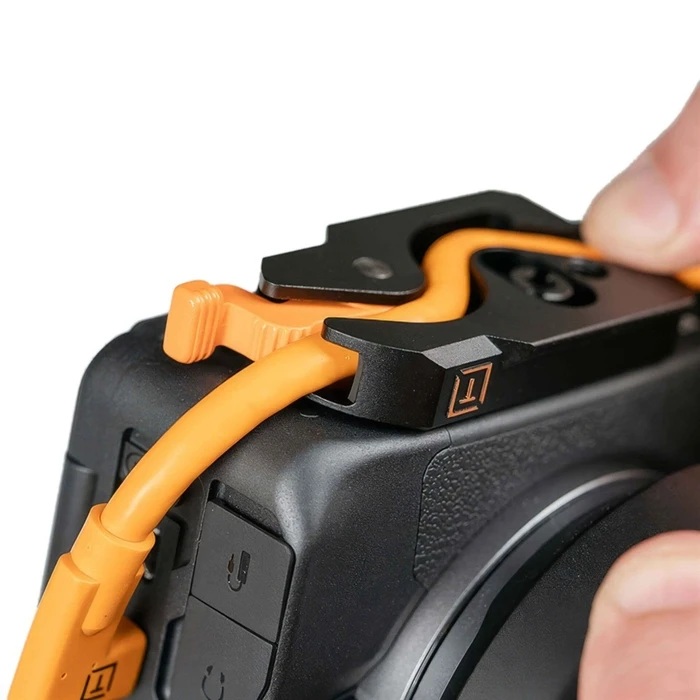 Tether Tools LeverLock & Cable Kit — Optima 10G USB-C (Straight to Right-Angle), 4.6 m, Orange
