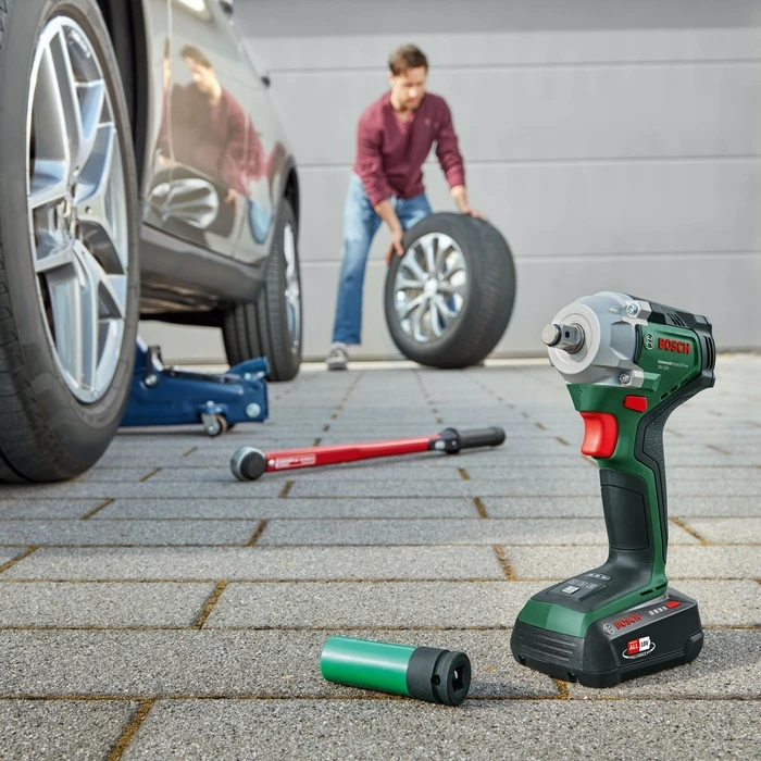 Bosch UniversalImpactDrive 18V-350 Cordless Impact Wrench 18V Solo, 1/2"
