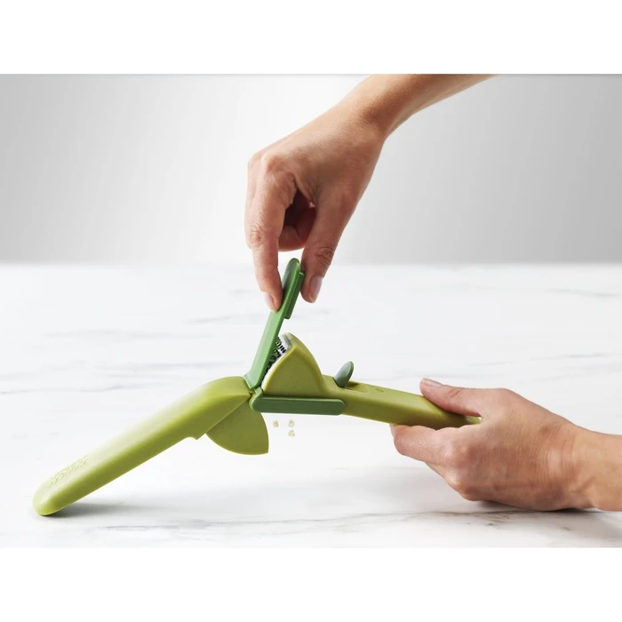 Joseph Joseph Plastic Garlic Press, Model 20179