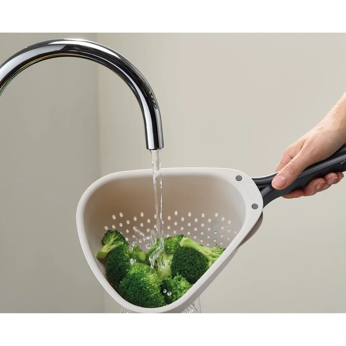 Joseph Joseph Plastic Colander / Strainer 20 x 10 cm