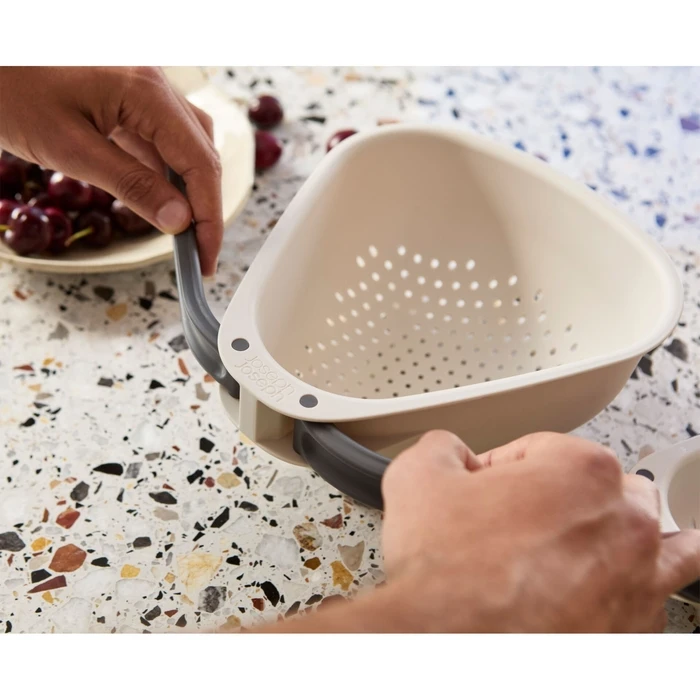 Joseph Joseph Plastic Colander / Strainer 20 x 10 cm