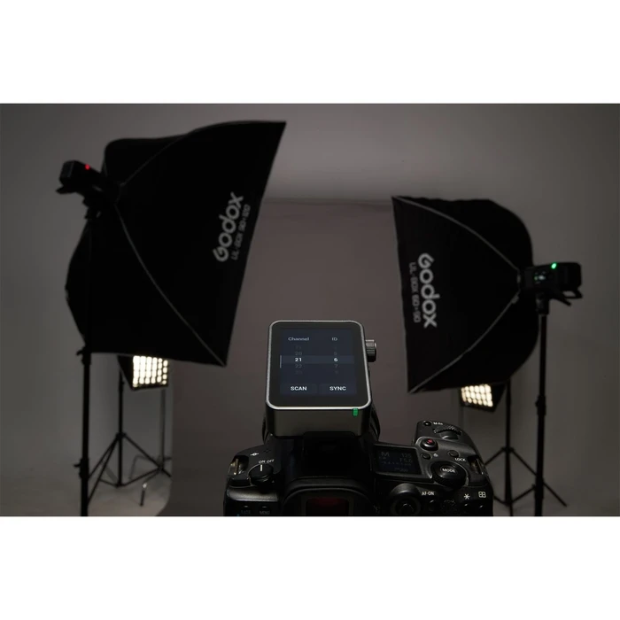 Godox X3Pro F TTL 2.4GHz Wireless Flash Trigger for Fujifilm