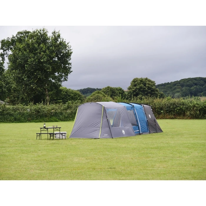Coleman FastPitch Victoria Falls 4-Person Camping Tent (Blackout Bedroom) - Model 2229936