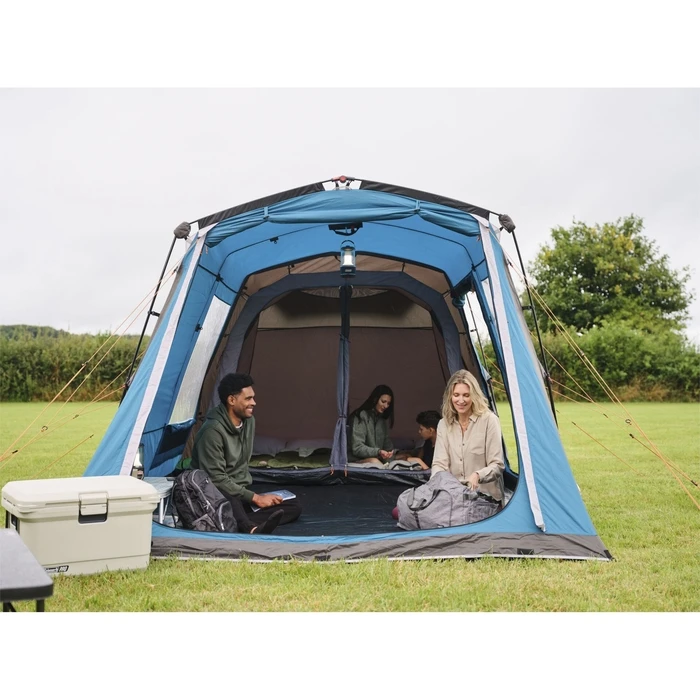 Coleman FastPitch Victoria Falls 4-Person Camping Tent (Blackout Bedroom) - Model 2229936